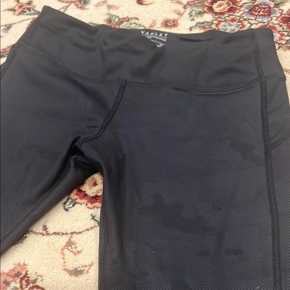 Varley Black Leggings - Picture 1 of 8